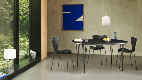 Entdecken Sie den Superellipse Tisch Fritz Hansen bei UNIKI in Uster. Zeitloses Design trifft auf Funktionalität – ideal für Wohn- und Arbeitsräume.