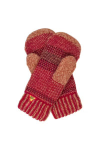 Diese Wollhandschuhe «Fager Ingvor» aus Merinowolle sind in der Grösse S (6) erhältlich und eignen sich perfekt für die kalten Wintertage.