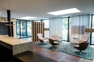 Die Teppiche von KRAMIS sind in jeder Grösse, Form und Farbe erhältlich. Naturfaserteppiche in höchstmöglicher Qualität und Langlebigkeit