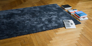 Die Teppiche von KRAMIS sind in jeder Grösse, Form und Farbe erhältlich. Naturfaserteppiche in höchstmöglicher Qualität und Langlebigkeit