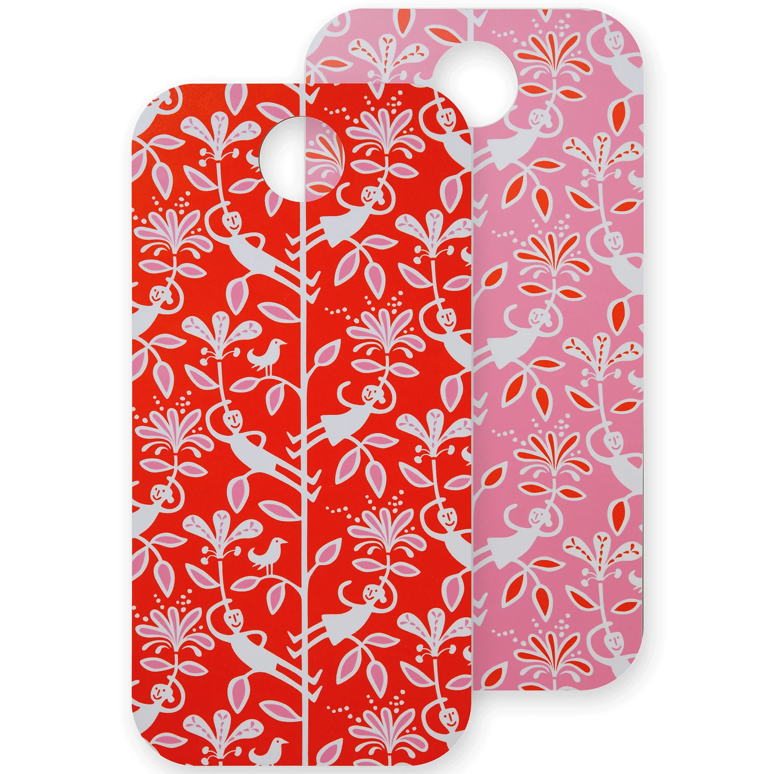 Ein praktisches Schneide- und Rüstbrett mit dem Sujet «CLIMBING TREES» von Klippan aus laminiertem Birkenholz in der Grösse von 20 x 40 cm.