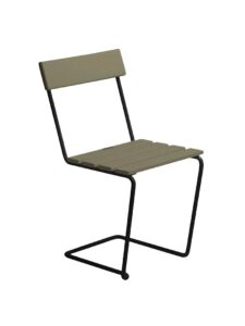 Stuhl 1 von Grythyttan – schwedisches Design bei UNIKI in Uster