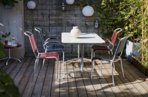 Haefeli Gartentisch rechteckig von Embru aus Metall für Garten und Terrasse