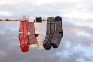 Wollsocken EKSHÄRAD RÖD – Frontansicht – UNIKI