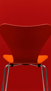 Series 7 Stuhl von Fritz Hansen in kräftiger Farbe