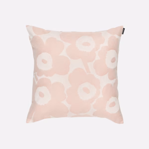 Marimekko Pieni Unikko Kissenbezug 47 × 47 cm aus hochwertigem Baumwoll-Leinen-Jacquard in Pink.